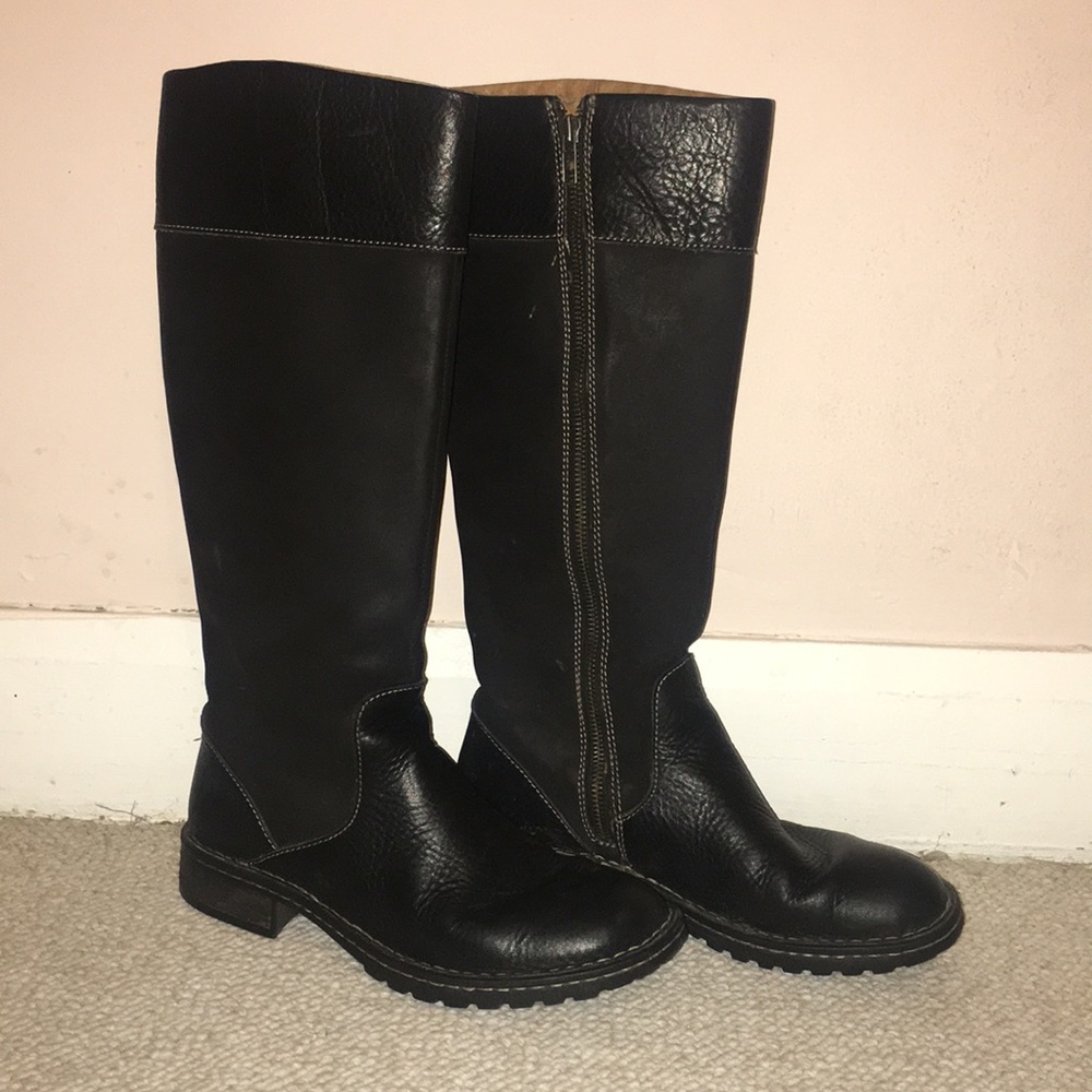 Black Tall Børn Combat Boots!